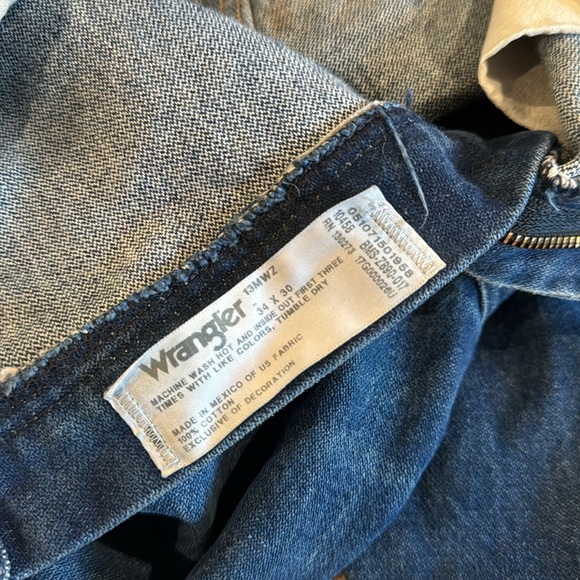 Men’s Wranglers Cowboy Cut - Picture 5 of 5